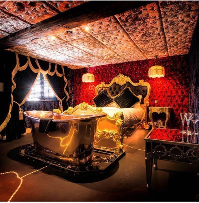 WIN A CRAZY BEAR HOTEL STAY WITH BREAKFAST & DINNER - Image 7