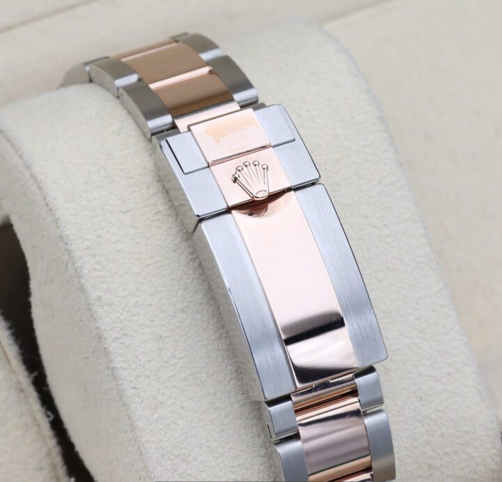 WIN A ROLEX CHOCOLATE YACHT MASTER OR £10,000 CASH ALT + £10,000 INSTANT PRIZES - Image 7