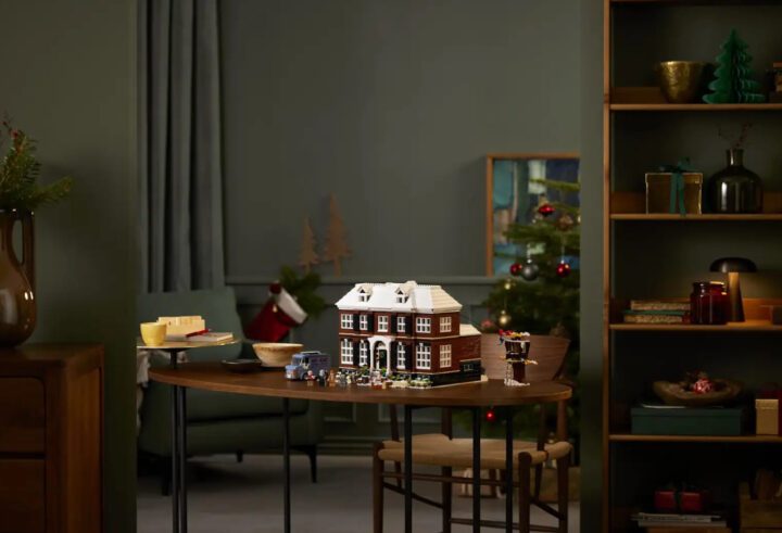 LEGO HOME ALONE HOUSE  21330 - Image 2