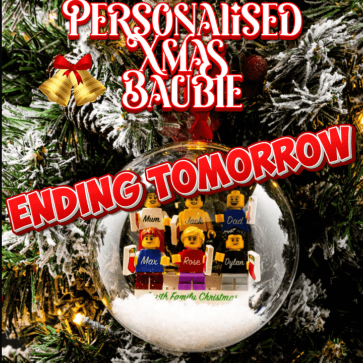 PERSONALISED FAMILY XMAS BAUBLE