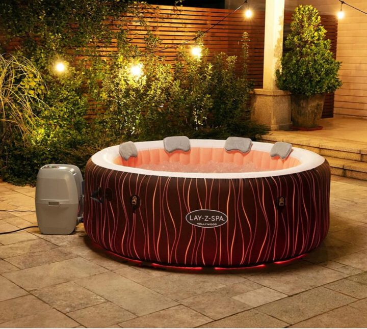 LAY-Z SPA 4-6 ADULTS - Image 4