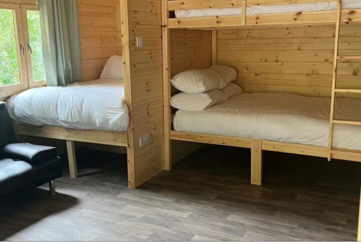 2 NIGHT GLAMPING LODGE FOR 6! - Image 8
