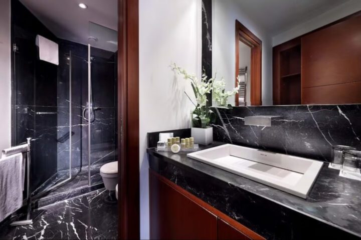 ROME TRIP FOR 2! FLIGHTS HOTEL & CASH - Image 6