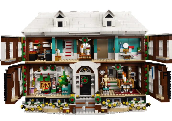 LEGO HOME ALONE HOUSE - Image 4